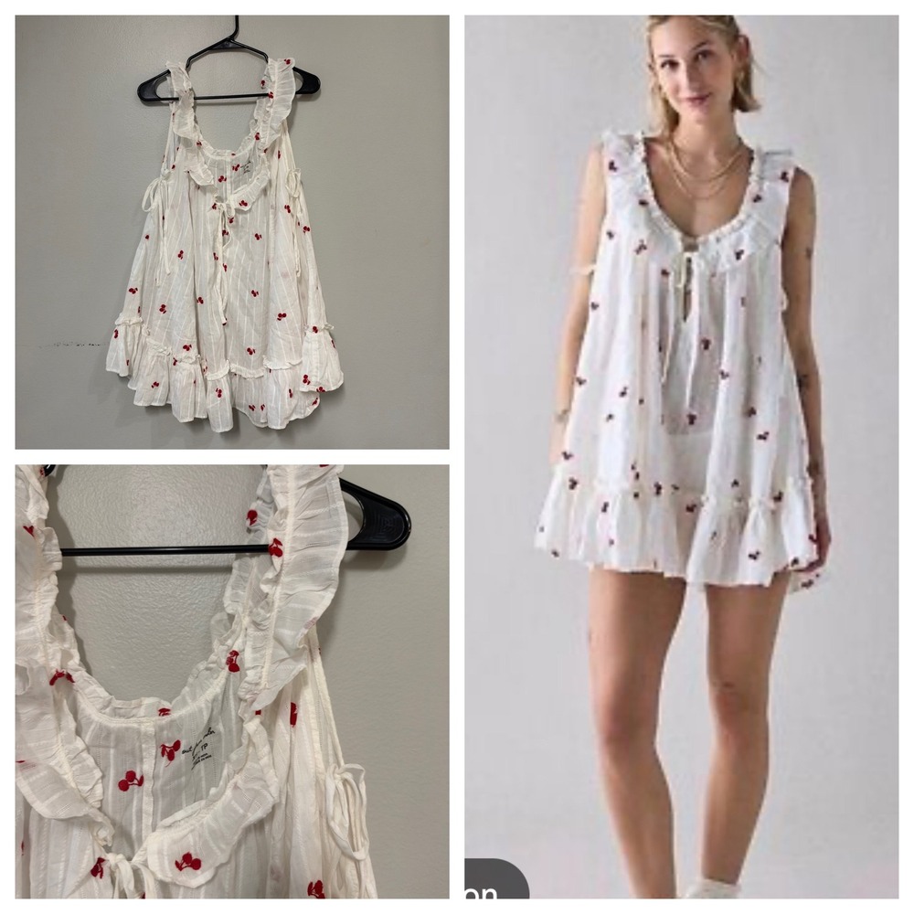 Out From Under Urban Outfitters White Cherry Ruffle Babydoll Sleep Dress XS